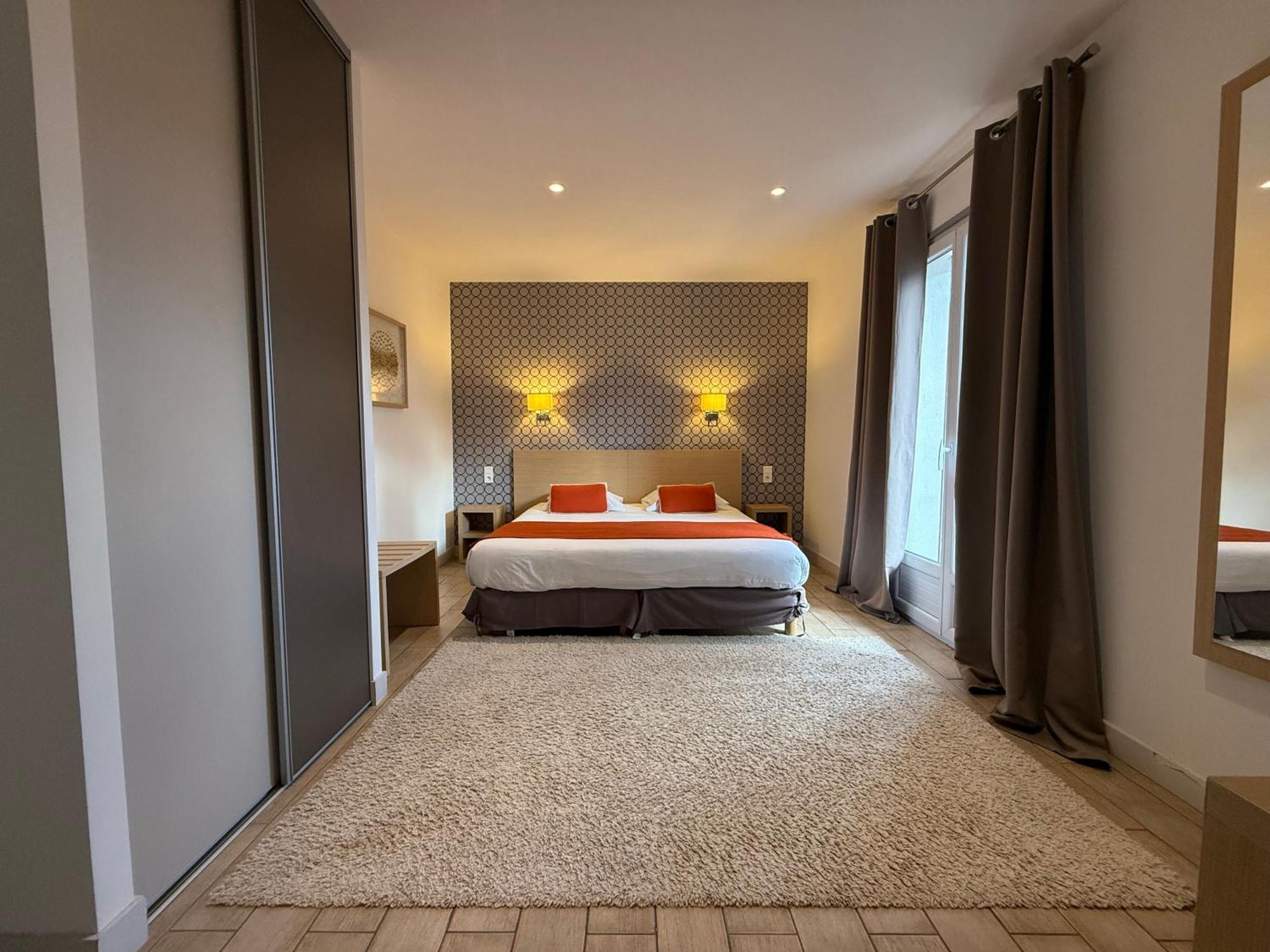 Hotel Le Mistral Πόρτο Βέκιο Εξωτερικό φωτογραφία